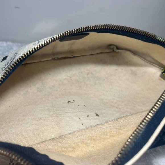 ❌❌SOLD❌❌AUTH MCM Bum Bag Waist Pouch blue and off white - Picture 8 of 12